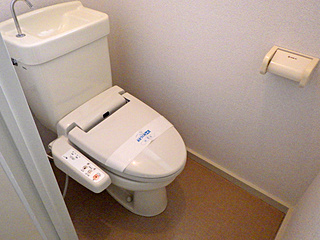 シャワートイレ TOTOのウォシュレットトイレです